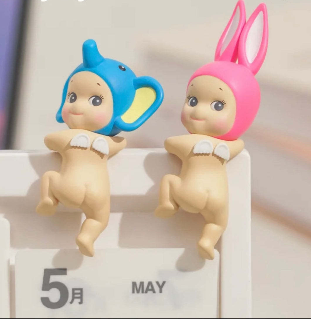 Sonny Angel HIPPERS Looking Back Series Figures, Blind Box
