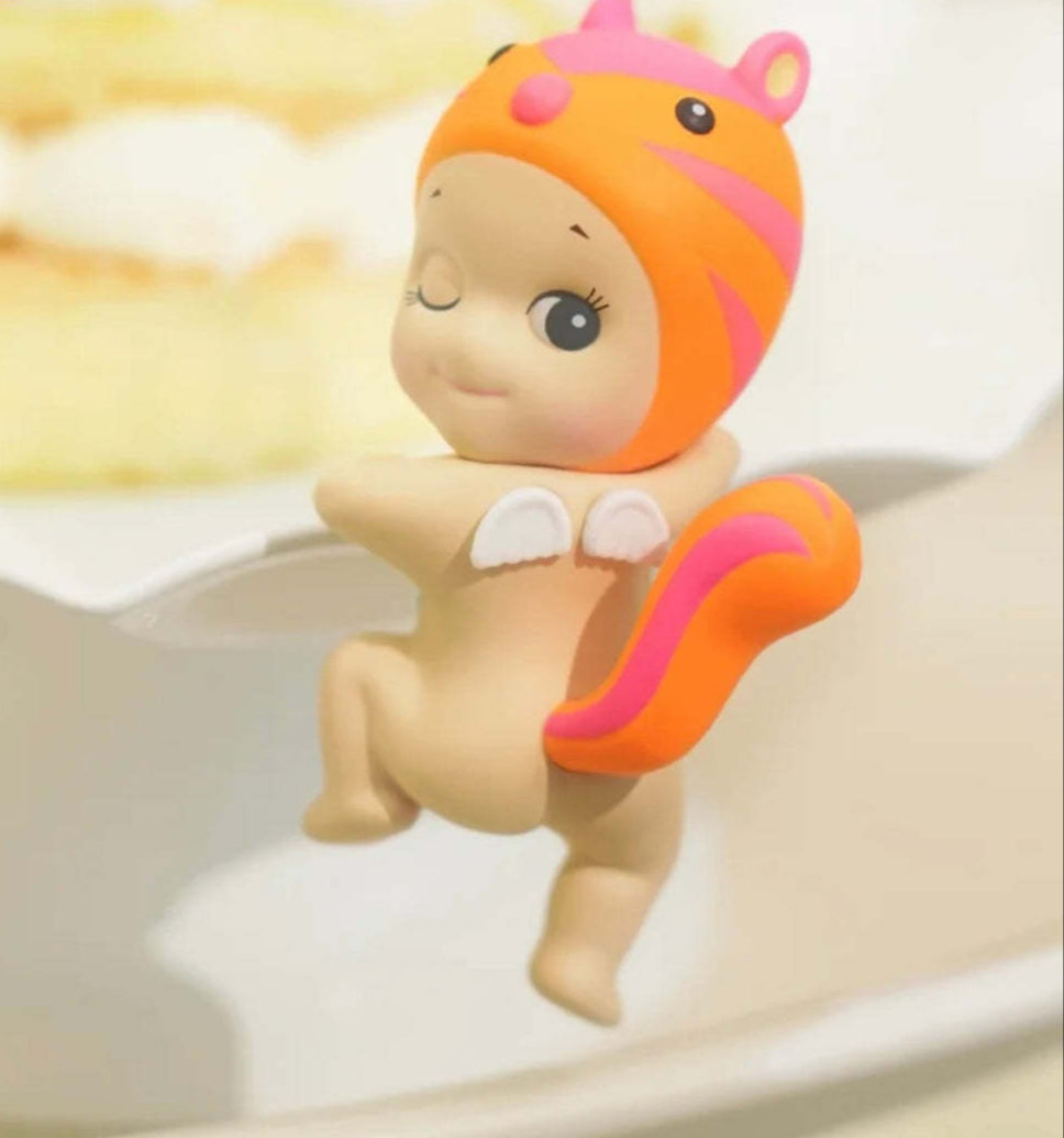 Sonny Angel HIPPERS Looking Back Series Figures, Blind Box